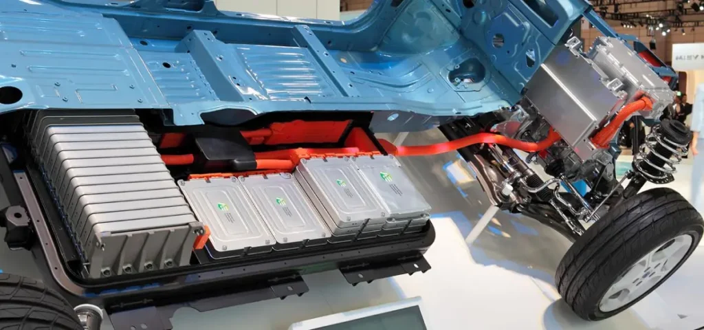 this is the image of Will a complete battery be replaced in an EV vehicle when its performance degrades?
